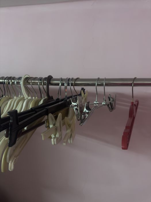Вешалки разные дешево