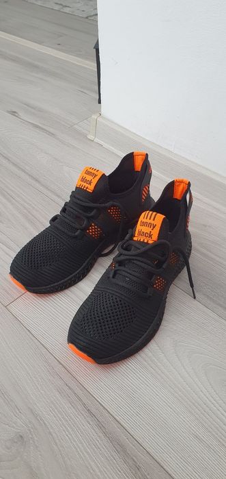 Adidași damă sport