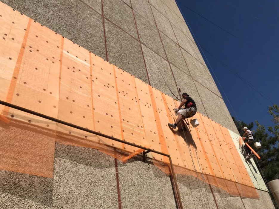 Утепление стен. Промышленный альпинизм.