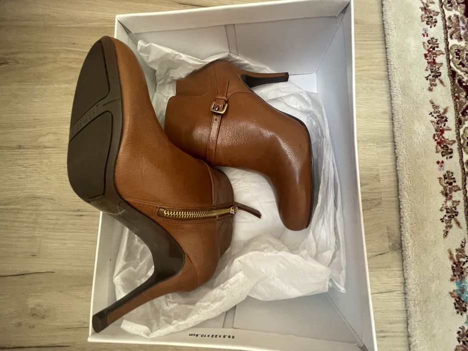 Полусапожки или сапоги демисезоные