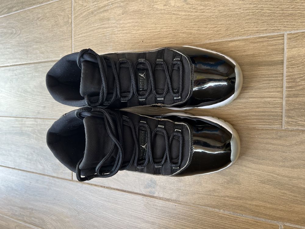 Jordan 11   25 Anniversary