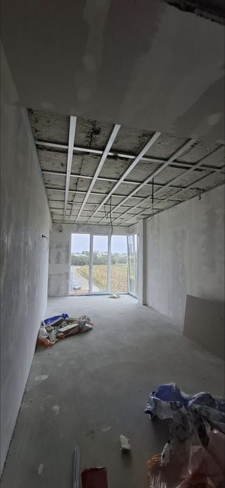 Executăm Lucrări Interioare/Exterioare