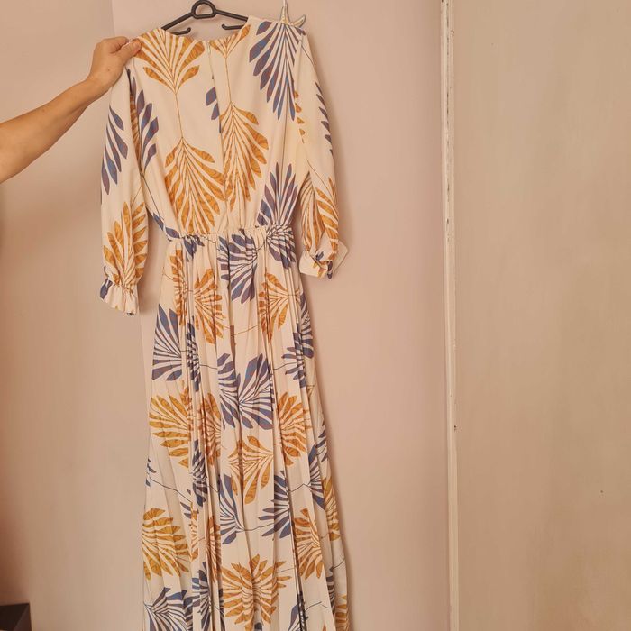 Модерна рокля за сезоните пролет , есен