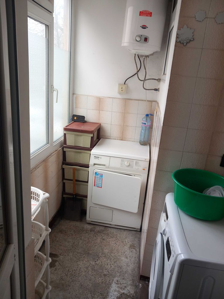 Дава се под наем Тристаен апартамент в Стамболийски - 90 кв.м за 408 € - Снимка #12