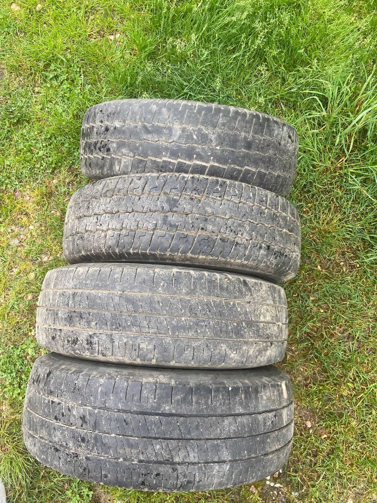 Jante cu cauciucuri de vara / Roti 225 / 70 R15 C Mercedes Sprinter