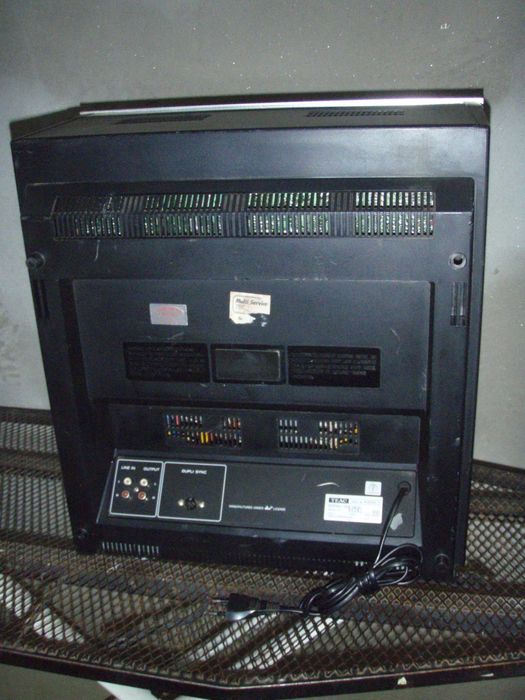 magnetofon Teac X-2000 cu probleme, incomplet