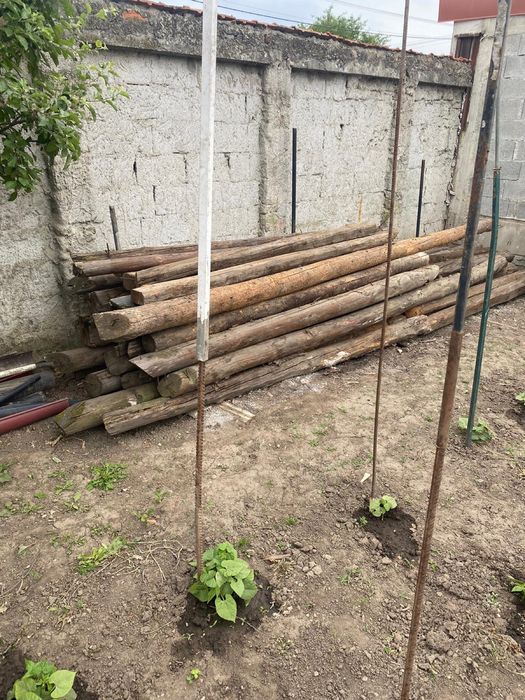 Vand grinzi si capriori din demolari