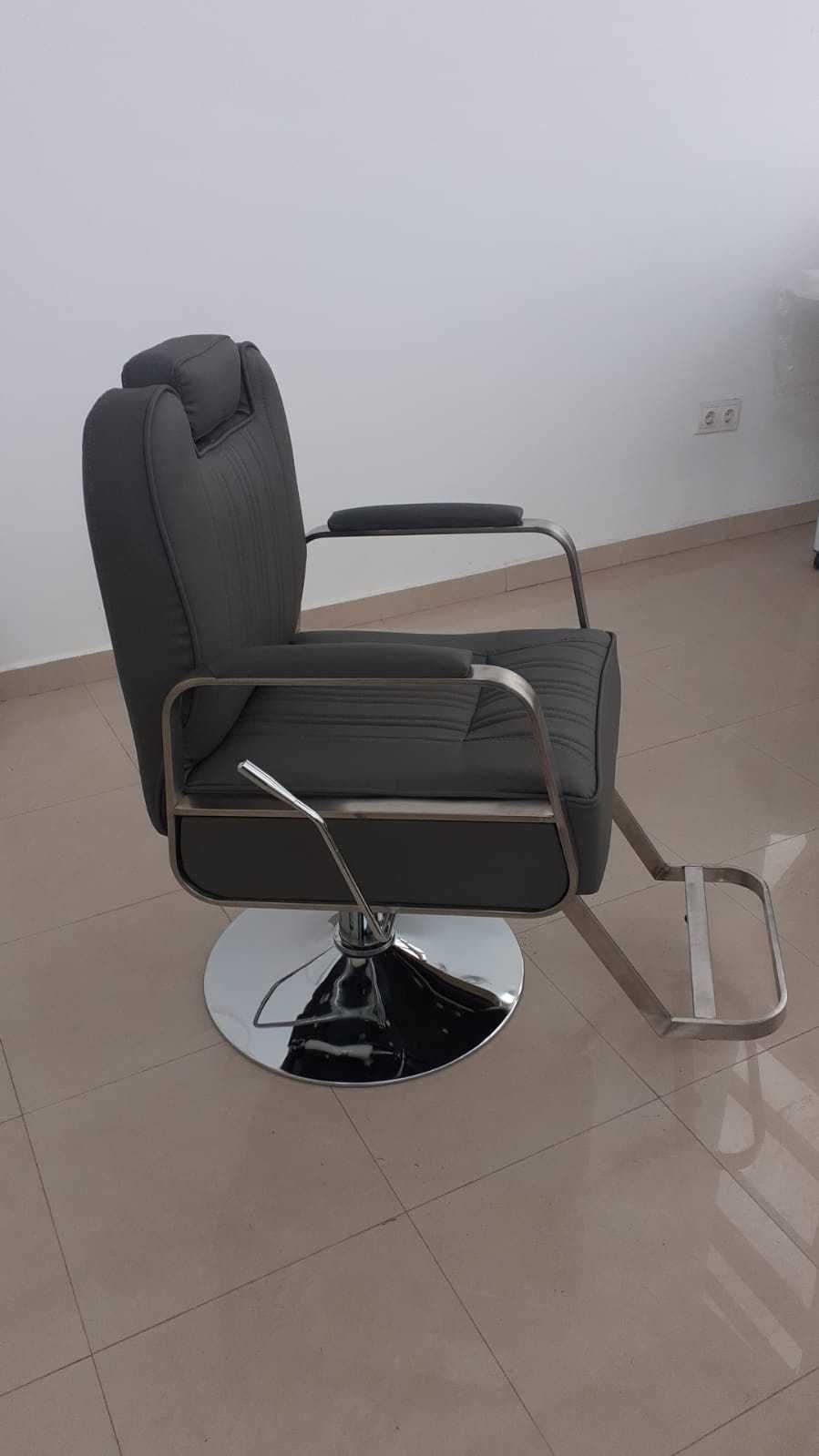 Бръснарски стол Neptuno - plateado/dorado - тъмно сив