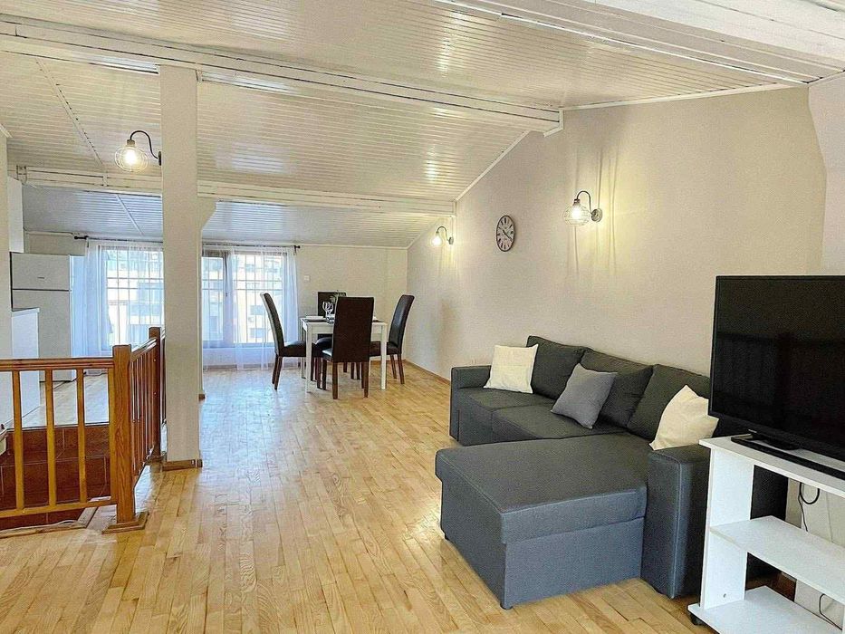 Двустаен апартамент, под наем, Център