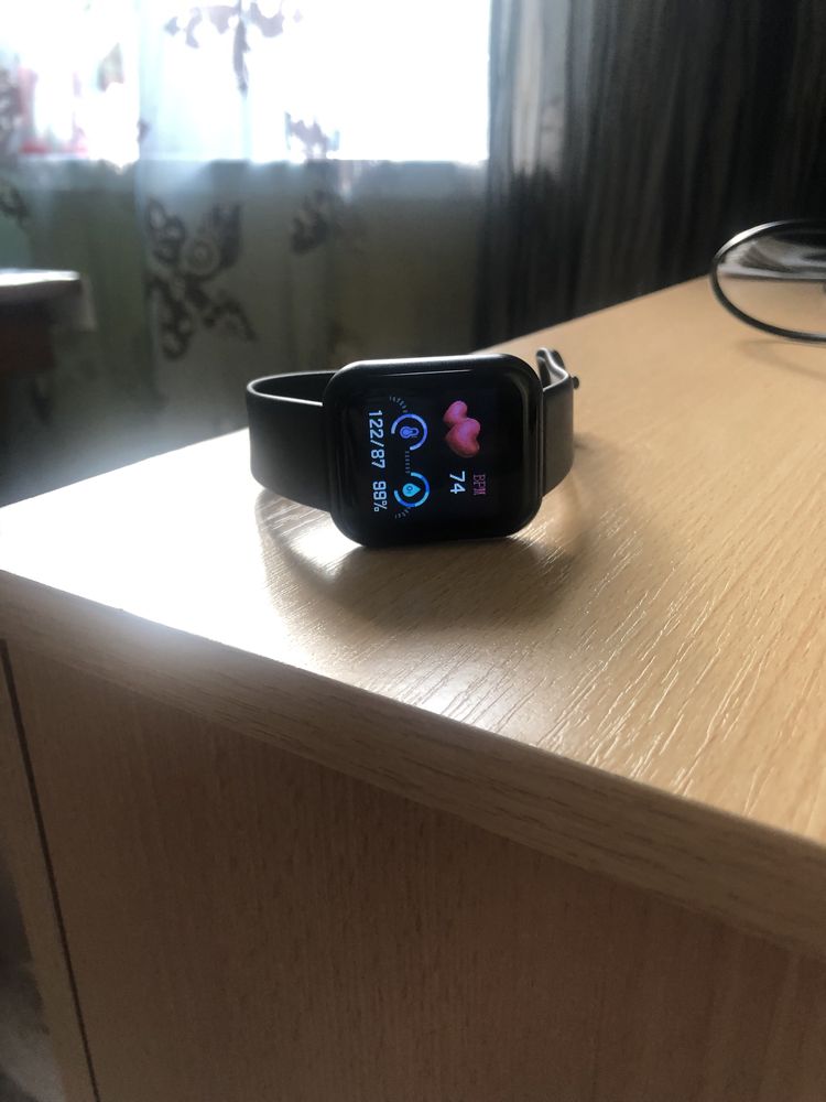 Black Smart Watch
