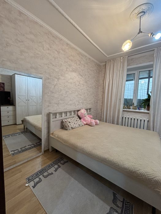 продам двуспальную кровать