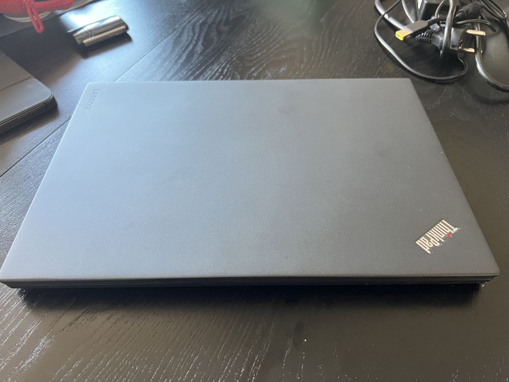 Lenovo ThinkPad x270