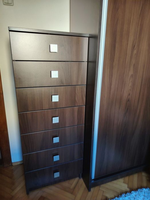 Set dormitor: pat dublu extensibil, dulap, comoda