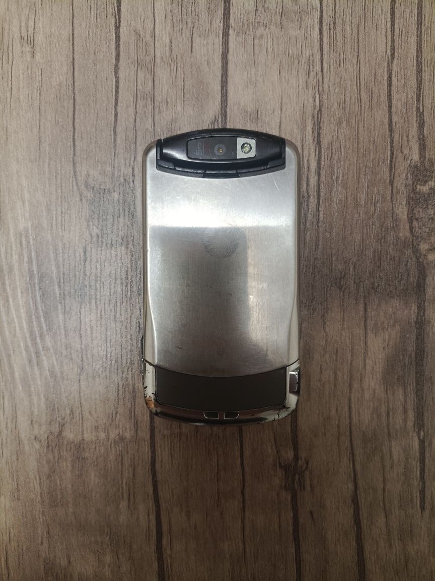 Motorola v13 Perfectum