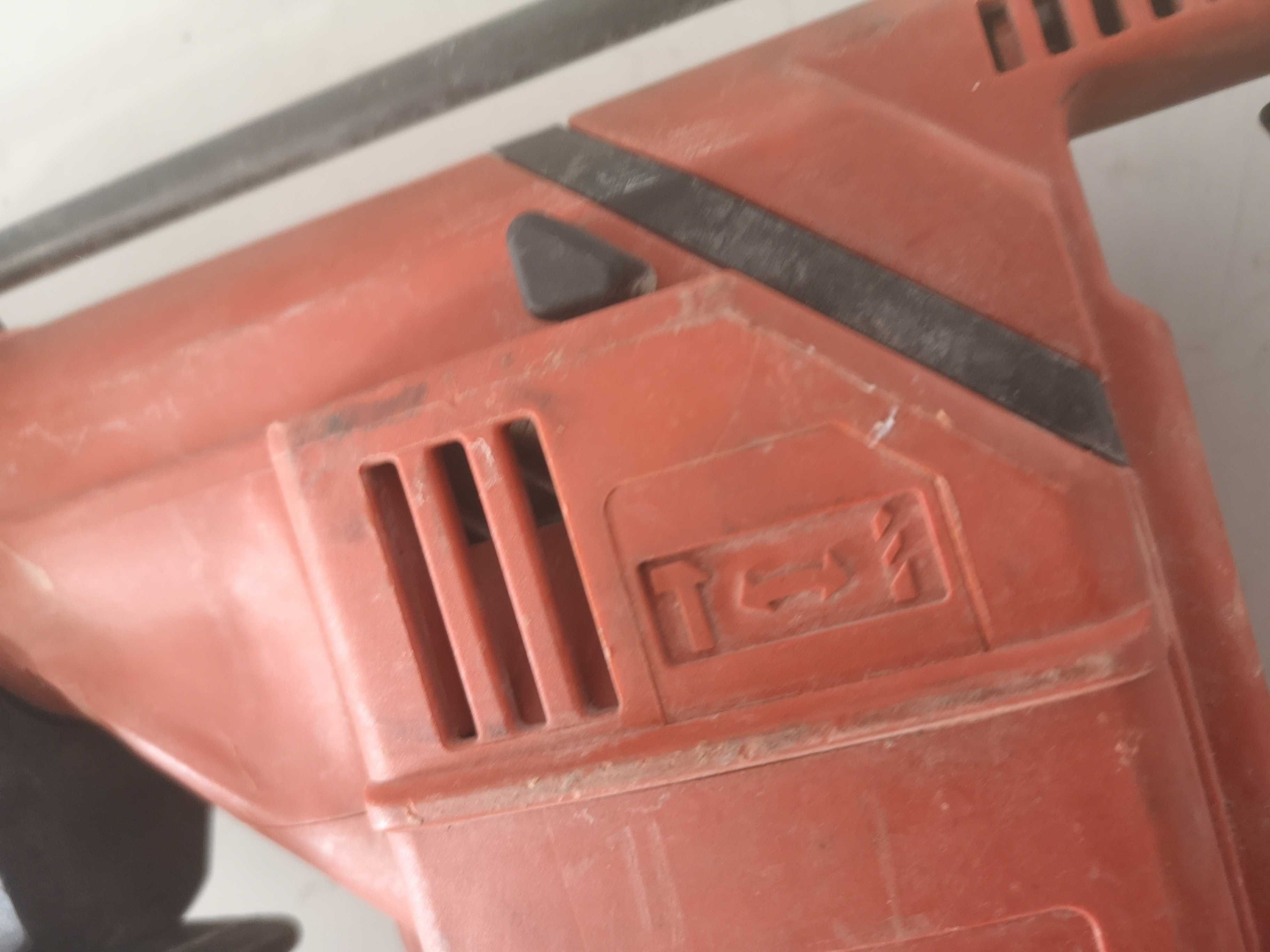 Перфоратор - Hilti  TE24 / 740W / 110V