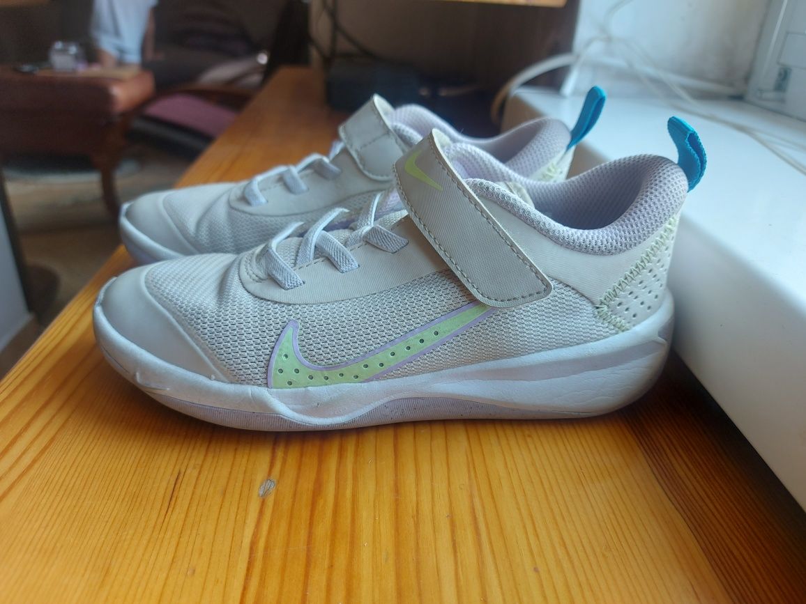 Детски маратонки NIKE