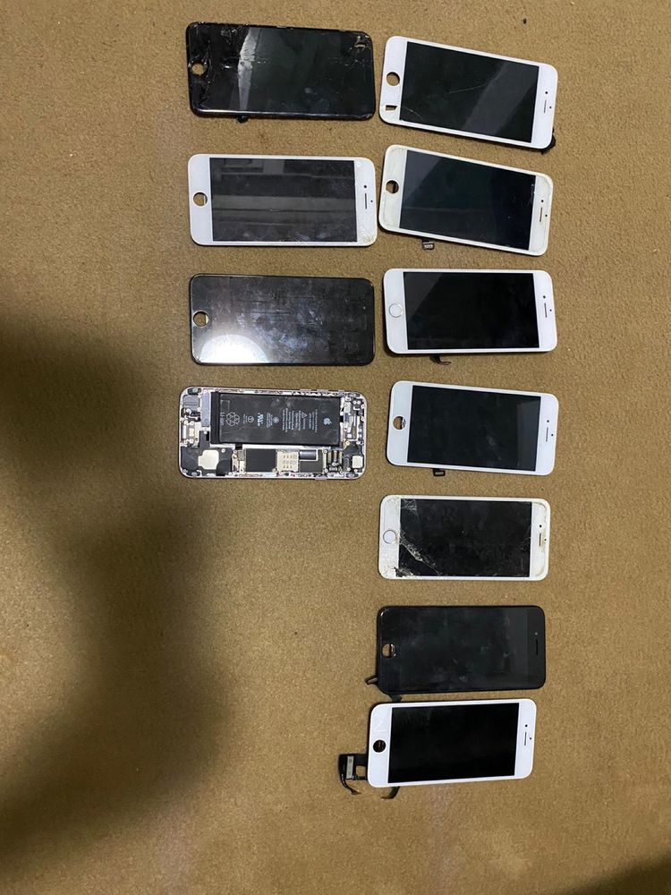 Piese iPhone - display-uri baterii