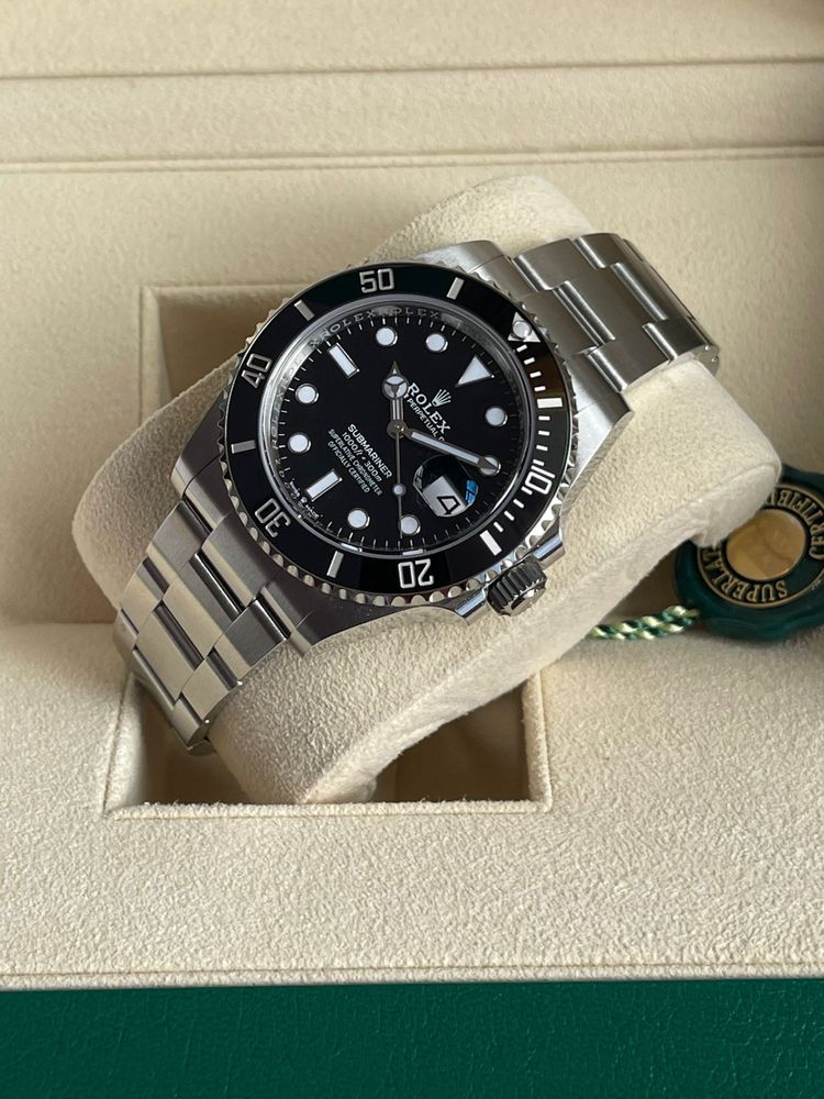 Часовник Rolex Submariner Date Black Dial Ceramic 41 MM