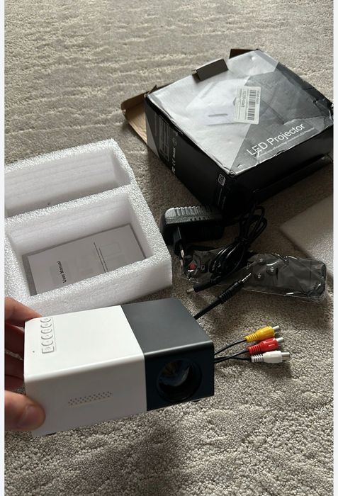 Video proiector led nou