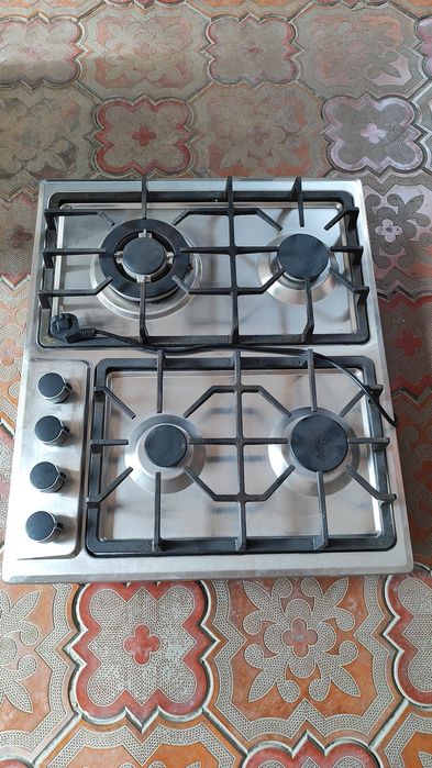 Газплита, рисоварка, падносы, казан