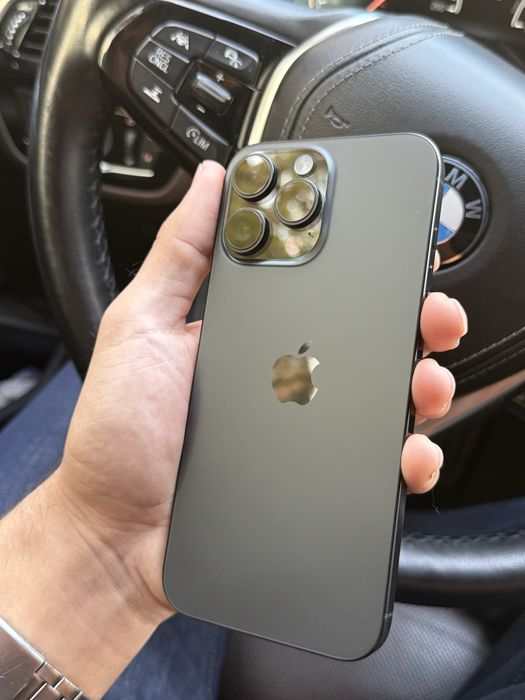 Iphone 16 pro max с гарантией, аккум 100, 41 циклов, в идеале