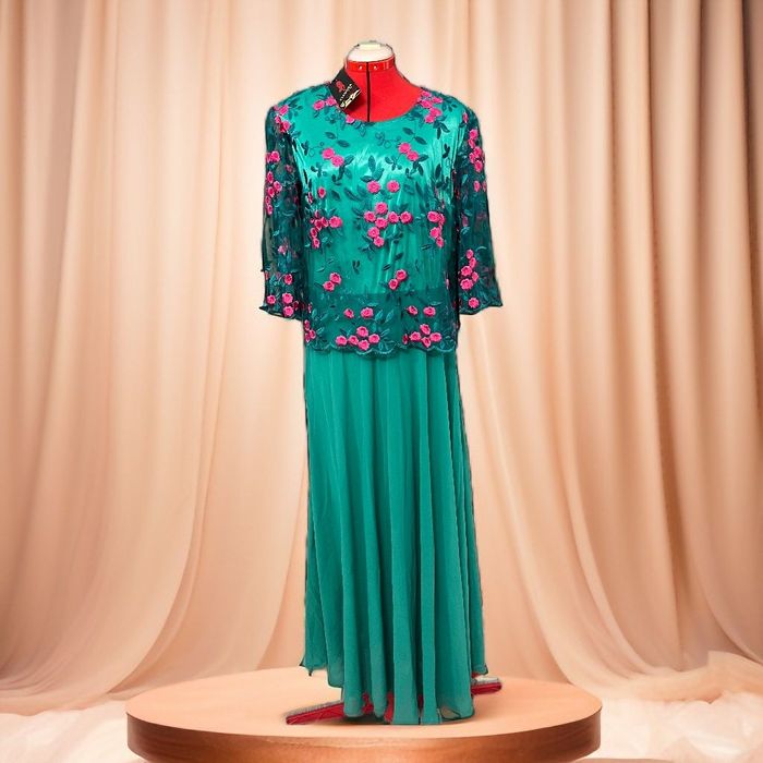 Вечернее женское платье р/р 52