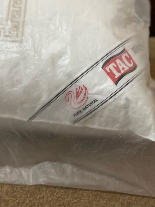 Подушки перьевые новые