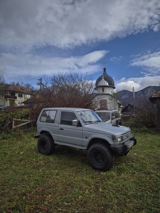 Mitsubishi Pajero 2.5