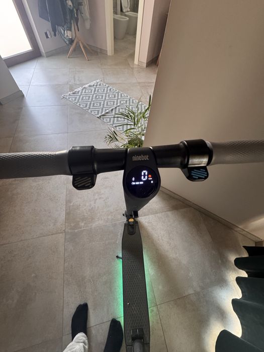 Trotineta electrica Segway Ninebot es2