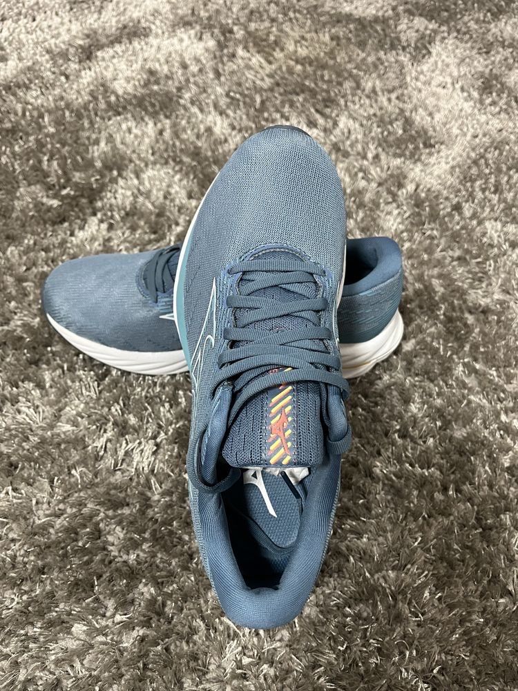 Дамски маратонки  Mizuno 38