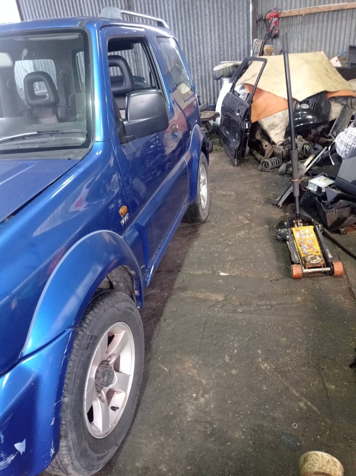 Suzuki Jimmi 1.3 82 кс Автомат