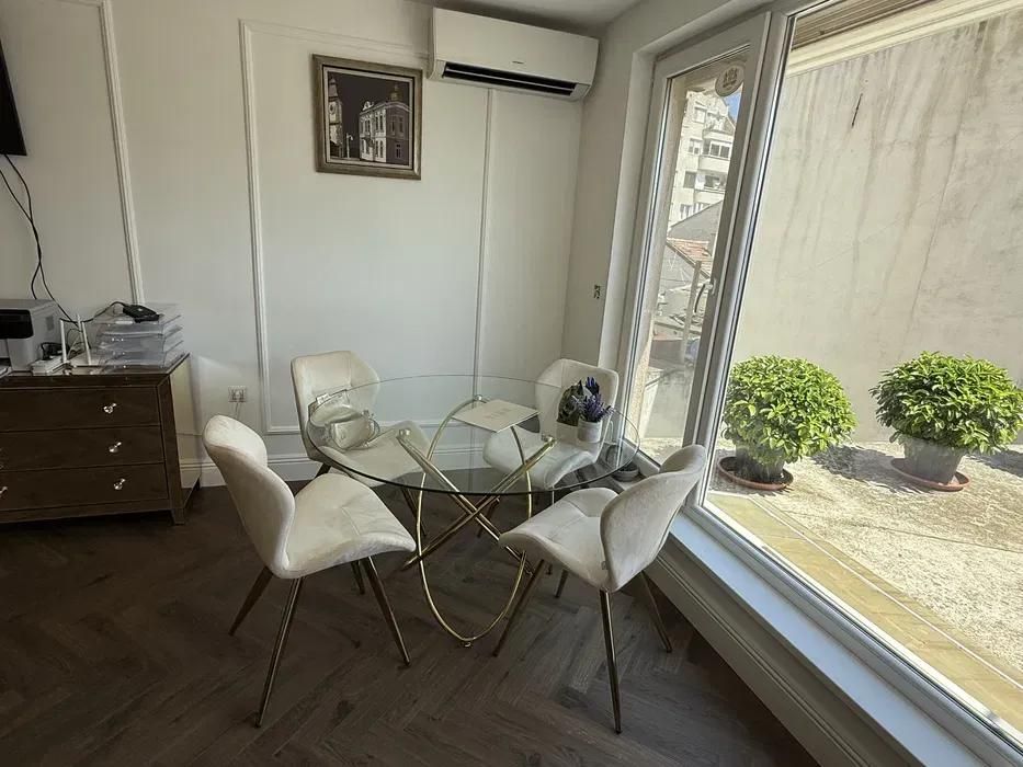 Дава се под наем Офис в Бургас, Център - 45 кв.м за 530.4 € - Снимка #3