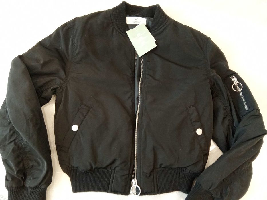 Яке за момиче  10-11 г. -15 лв.