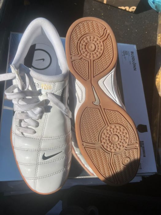 Adidași Nike total 90  42,5