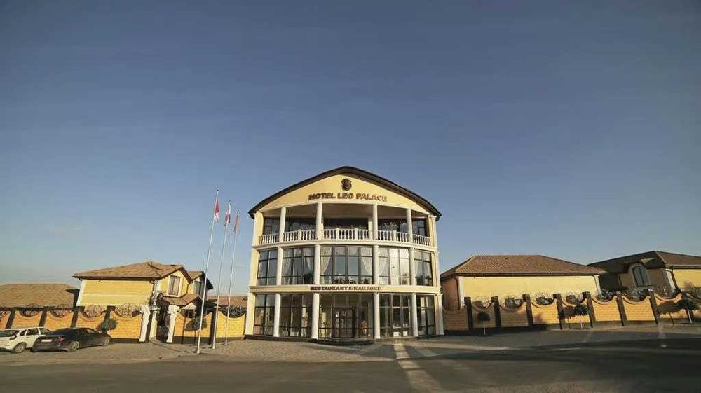 Новая гостиница на Мукимий - ФУЛЛ