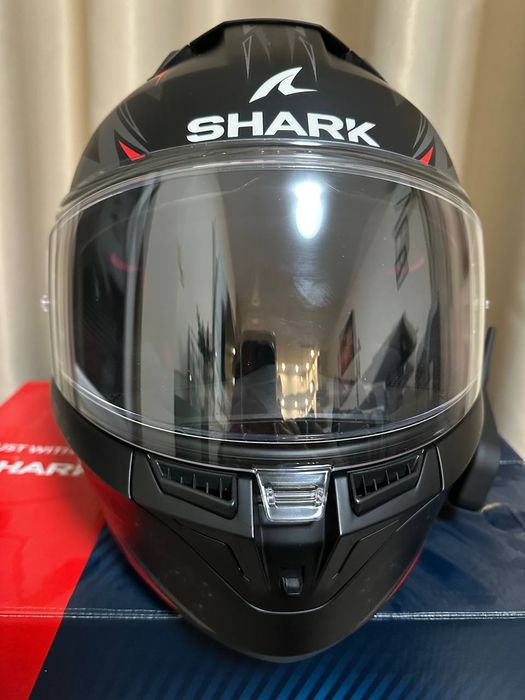 Каска за мотор Shark