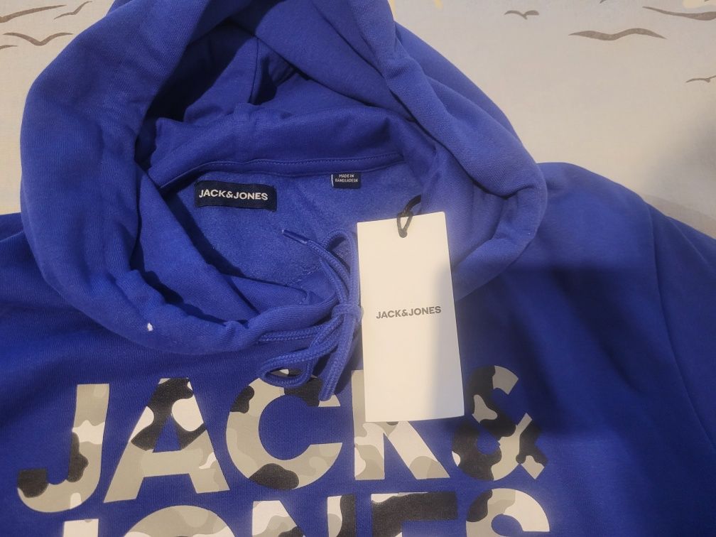 Оригинално горнище с качулка/худи Jack & Jones ,размер М