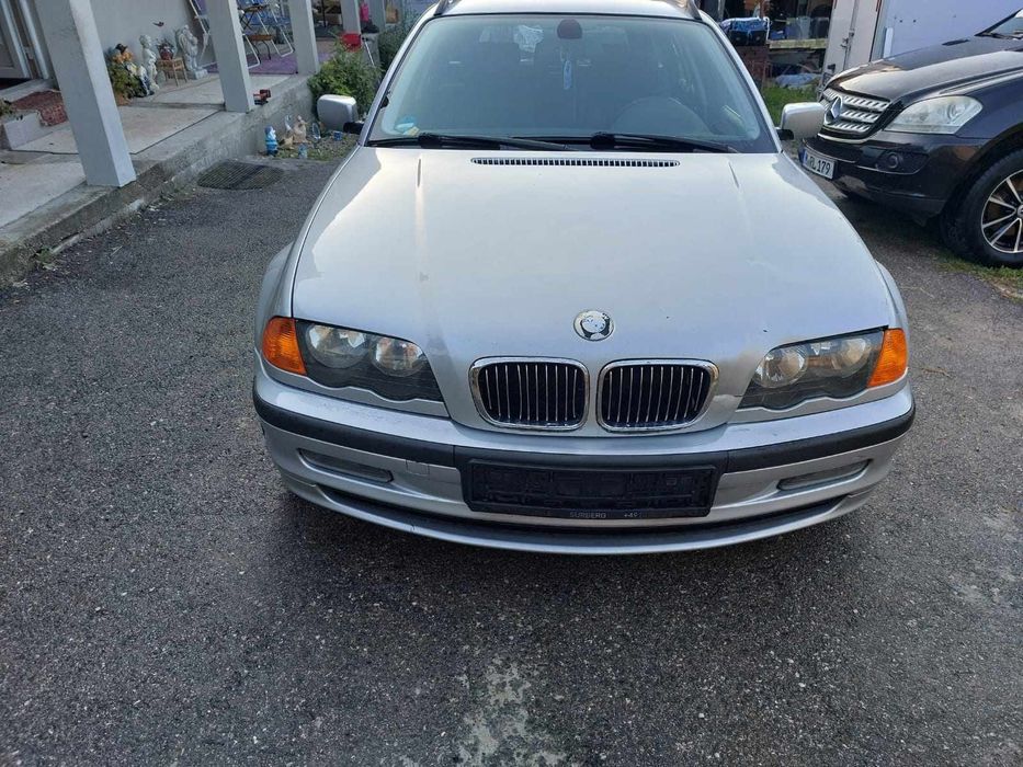 BMW E46 325i Touring Automat 192 CP 6 în linie Sunet & Plăcere de cond