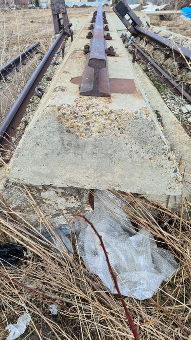 Продам подкрановые ж/д пути.