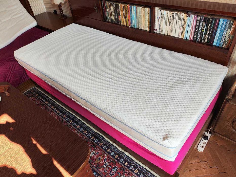 Двулицев матрак 190/82 см, мемори пяна и дунапрен