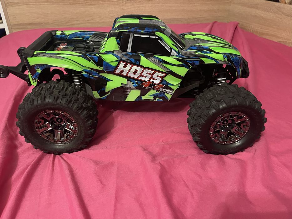 Traxxas Hoss 4x4 VXL