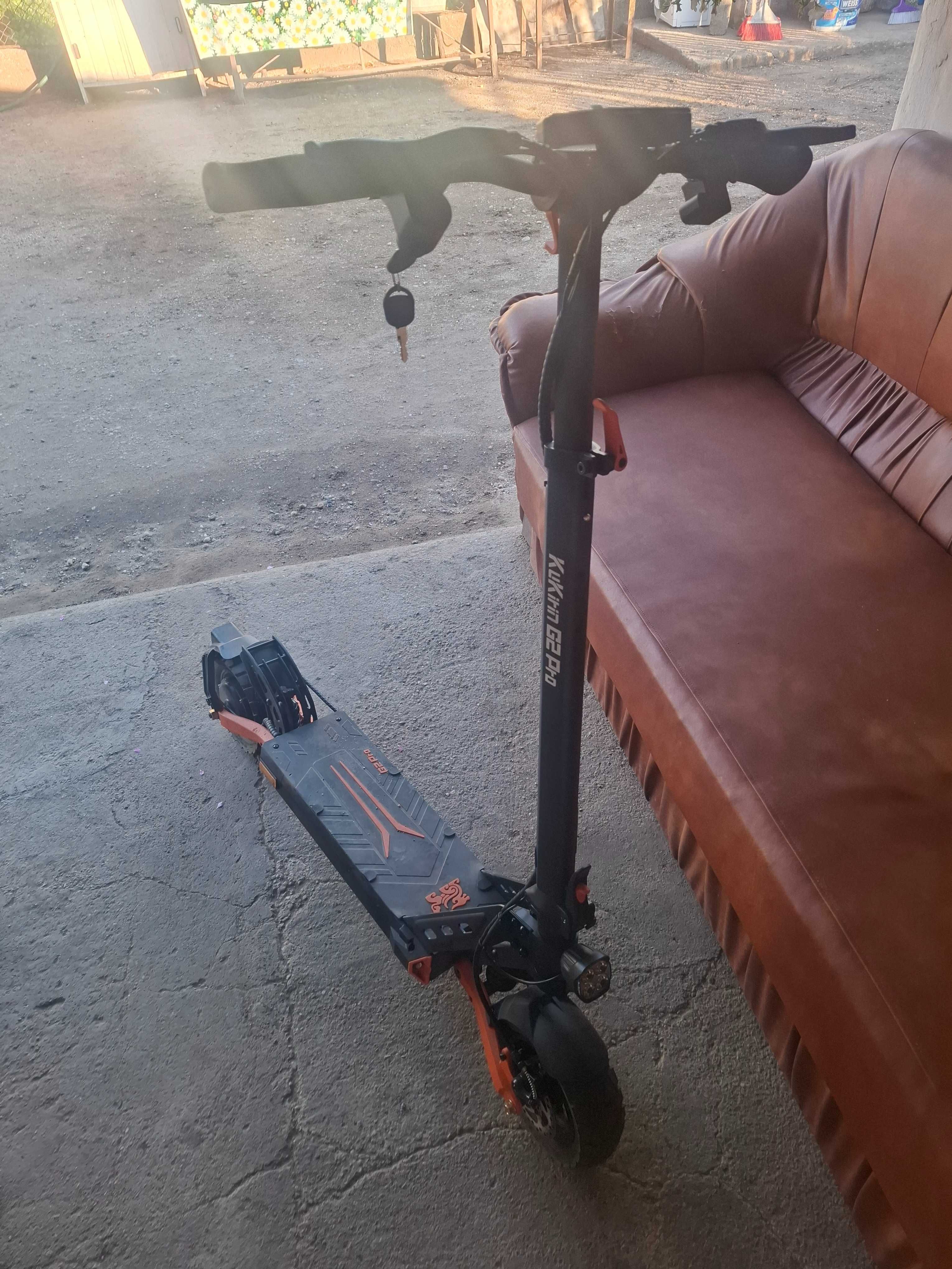 Vand sau schimb cu auto