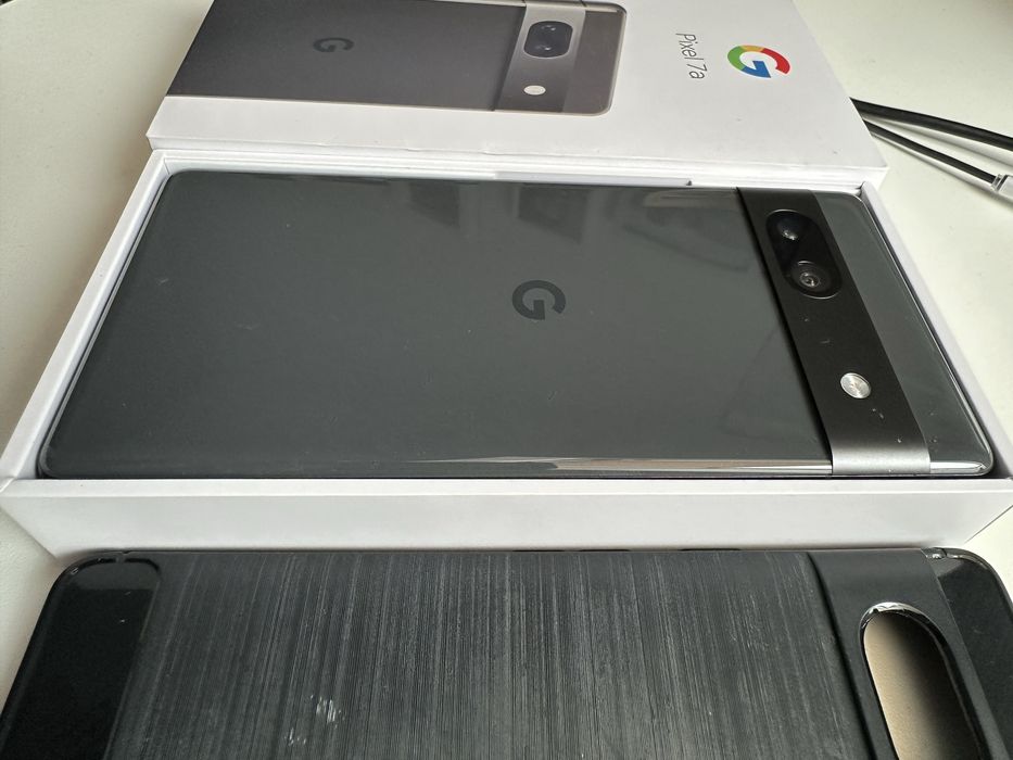Vand Pixel 7a pentru piese