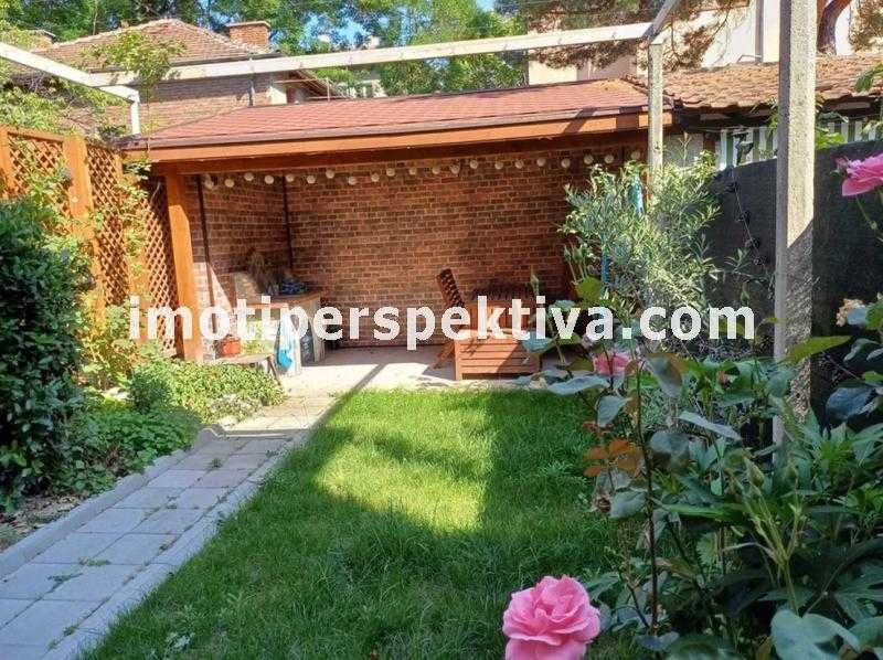 Продава се Двустаен апартамент в Пловдив, Център - 53 кв.м за 2117 €/кв.м - Снимка #11