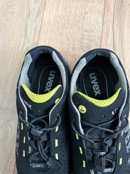 Uvex 44 S1 ESD bocanci bombeu snur