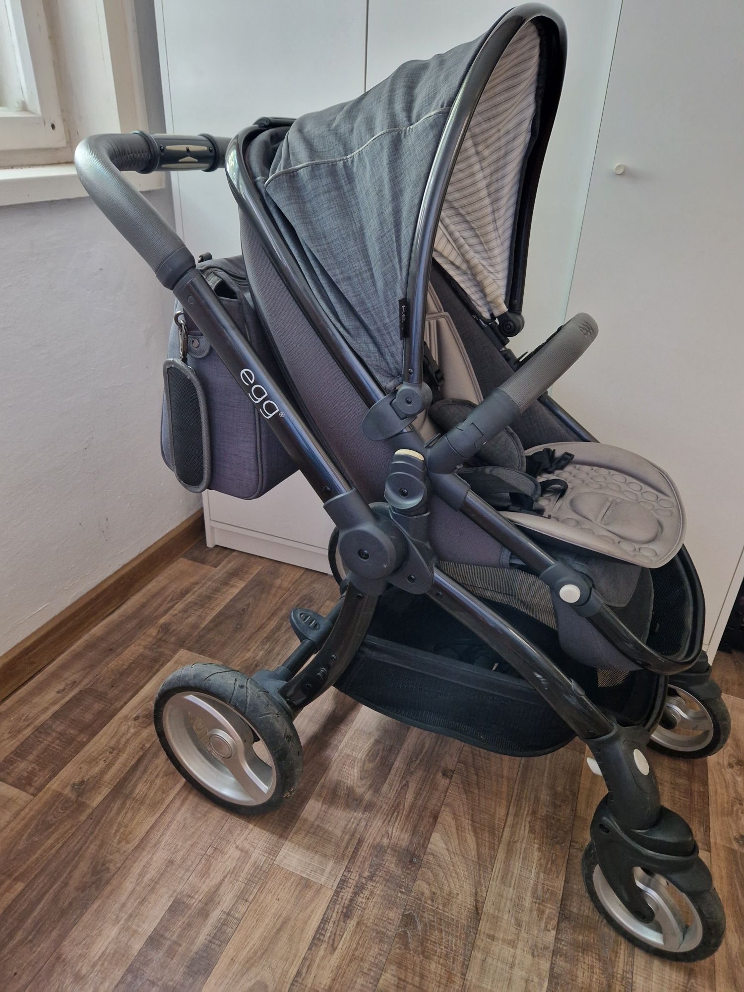 Бебешка и детска количка EGG 2 в 1