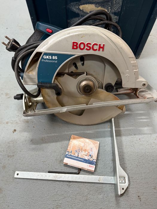 Bosch GKS 85G  circular electric pentru lemn 235 x 30 mm | 2200 W |
