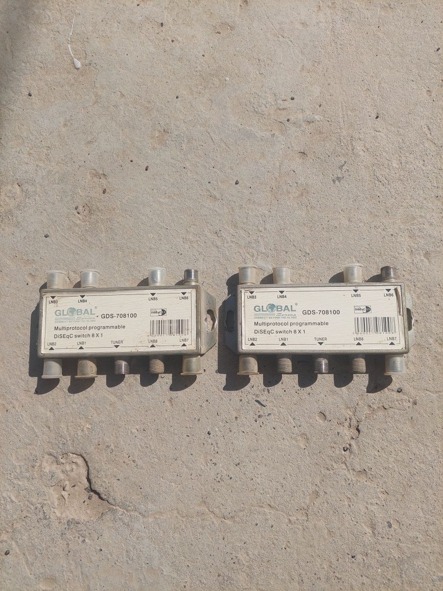 1х8 DiSEqC switch - GLOBAL серия GDS-708100 - т.е. 8.  Свич  8×1 .