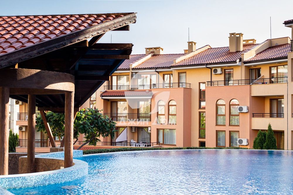 Продава се Двустаен апартамент в Свети Влас - 68 кв.м за 1500 €/кв.м - Снимка #8