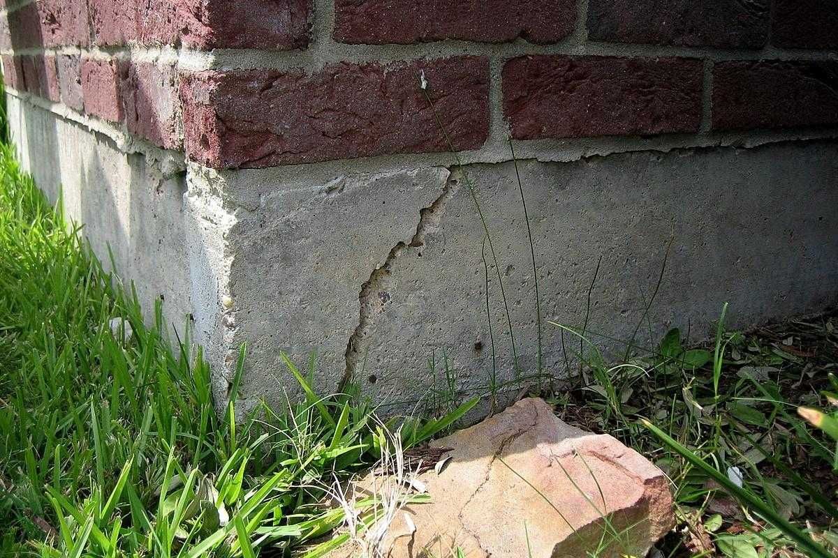 Проверка на основи сгради за наличие на подпочвени вода с Георадар 60м